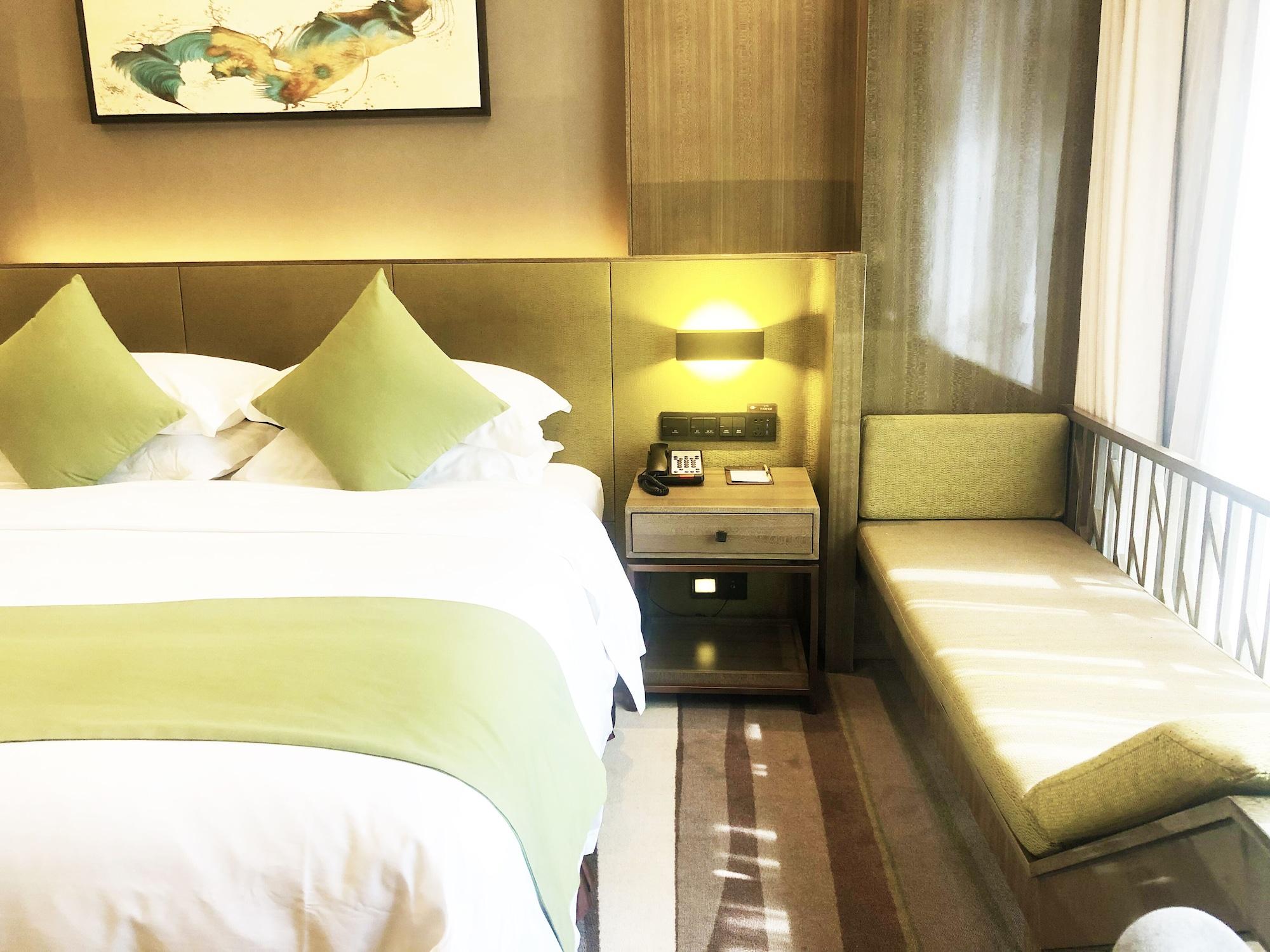 Leshan Ramada Hotel Buitenkant foto