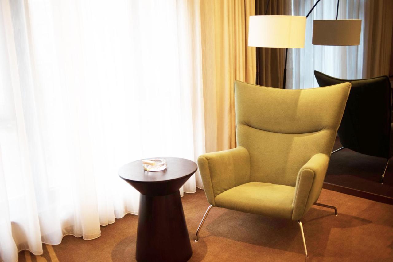 Leshan Ramada Hotel Buitenkant foto